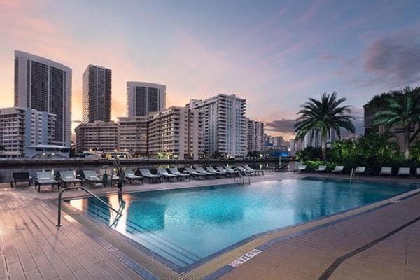 Cozy 1Br Condo Beachwalk Resort Hallandale Beach Luaran gambar
